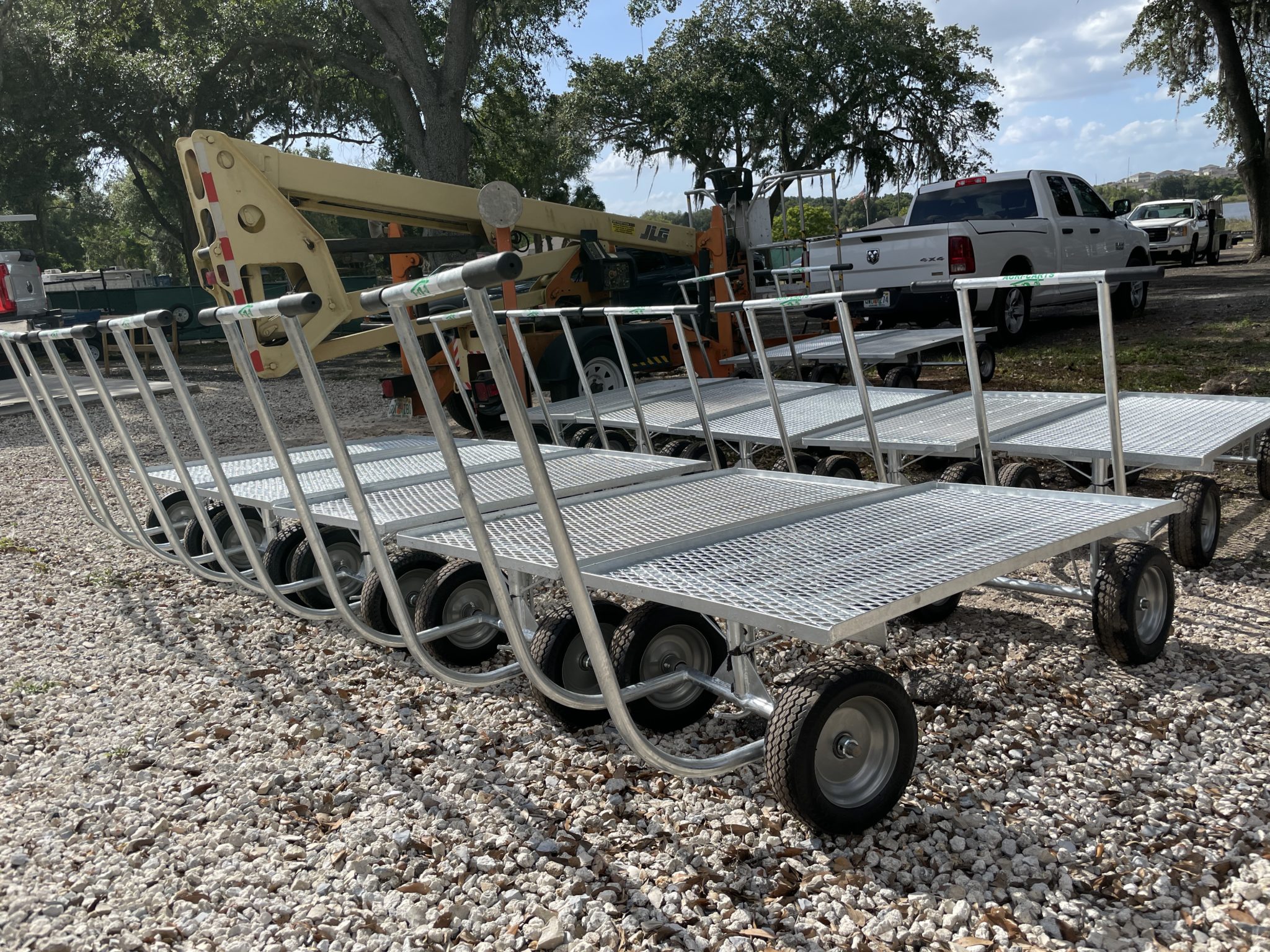 Retail Wagons Agricultural Equipment in Minneola